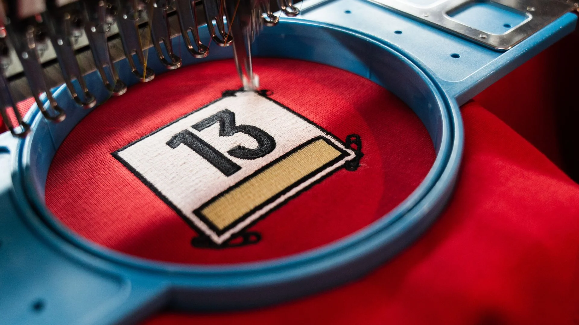 Broderie sur pull à personnaliser